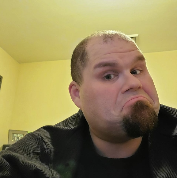 Meet your Posher, David - Picture 1 of 1